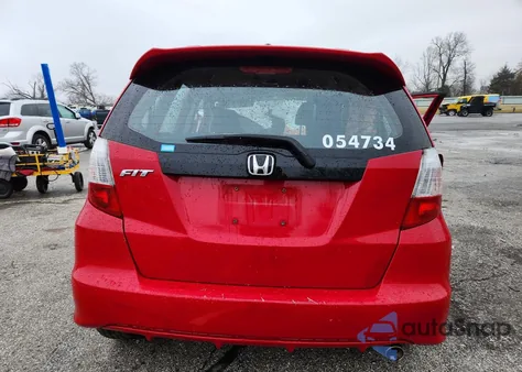 2013 Honda Fit Sport z USA, uszkodzony, nr VIN JHMGE8H53DC054734